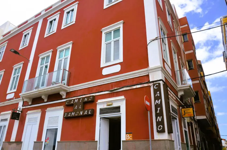 Zu den Las Palmas de Gran Canaria Insider Tipps bei Restaurants gehört Camino al Jamonal.