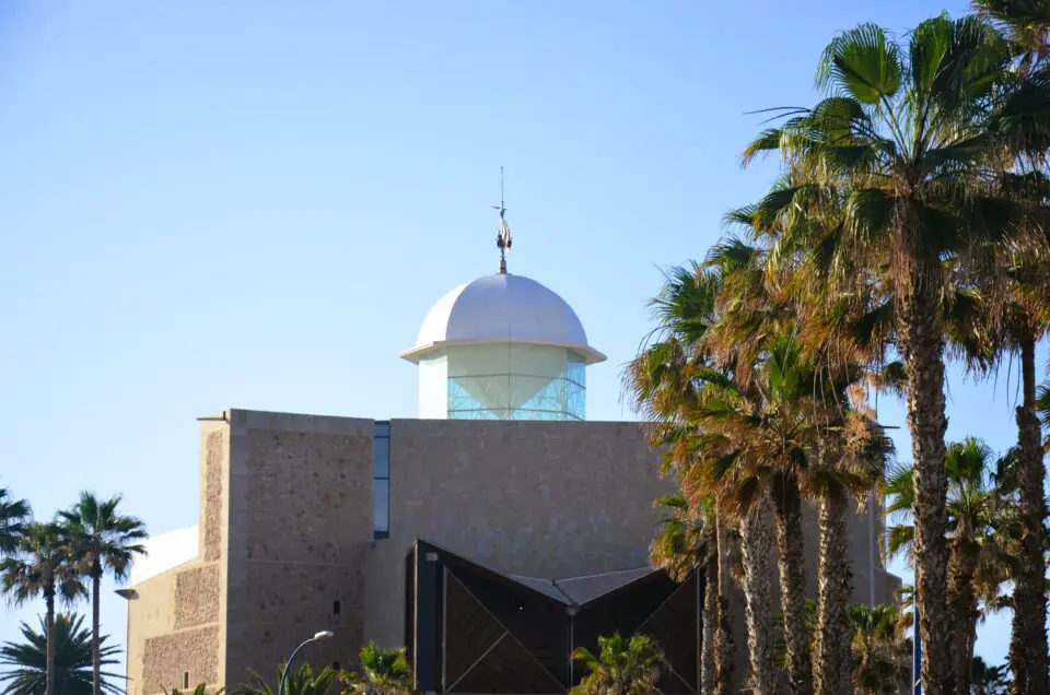 In einem Las Palmas Stadtrundgang kann auch das Auditorio Alfredo Kraus eine Station sein.