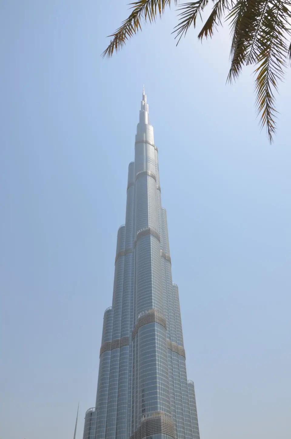 Bei einer Abu Dhabi Zwischenlandung solltest du über einen Ausflug nach Dubai und zum Burj Khalifa nachdenken.