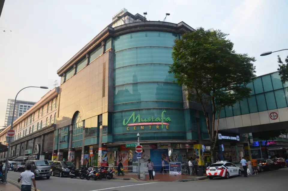 Der Besuch des Mustafa Centre in Singapurs Little India war für mich eines der Highlights meiner Singapur Reise.