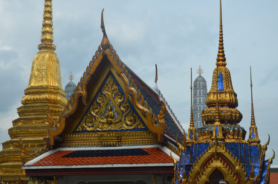 Bangkok Tipps: Die größten Bangkok Sehenswürdigkeiten sind Großer Palast und Wat Phra Kaeo. Sie sollten bei jeder Bangkok Reise angesteuert werden.