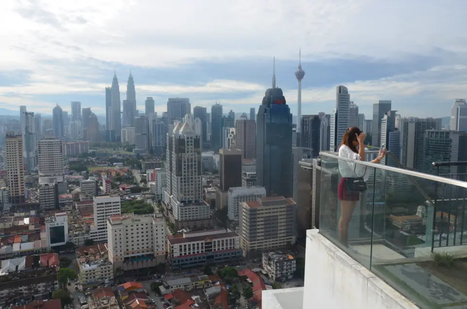 Der Ausblick von der Dachterrasse der Regalia Residence auf die beeindruckende Kuala Lumpur Skyline war eines meiner Kuala Lumpur Highlights.