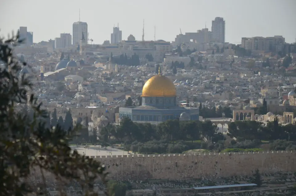 Ein Jerusalem Reisebericht wäre unvollständig, würde ich nicht auf den Ausblick vom Ölberg auf die Altstadt von Jerusalem erwähnen.