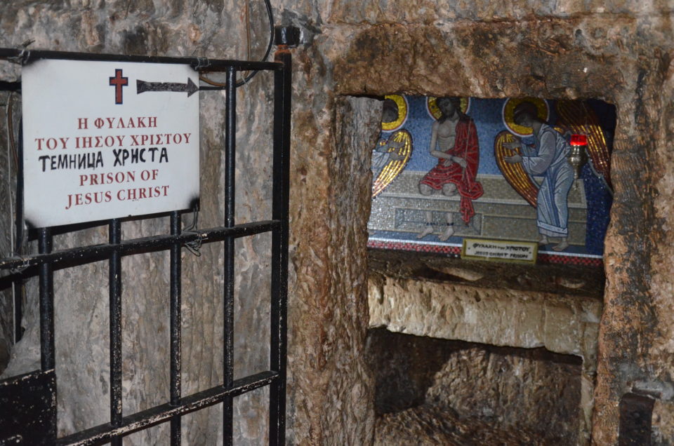 Nahe der erste Via Dolorosa Stationen findest du das Prison of Christ.