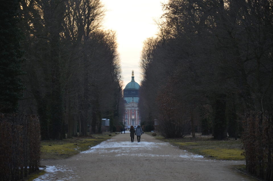 Das Neue Palais ist eine der prachtvollsten Potsdam Sehenswürdigkeiten im Park Sanssouci - und das will was heißen.