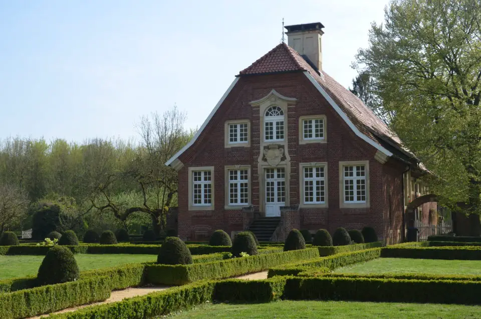 Haus Rüschhaus ist eine der Münster Sehenswürdigkeiten und nur wenige Minuten von der Burg Hülshoff entfernt.