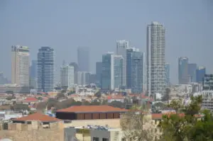 Zu den Tel Aviv Sehenswürdigkeiten und Tipps muss sicherlich auch der Hinweis gehören, dass man von Jaffa einen tollen Blick auf die Skyline genießen kann.