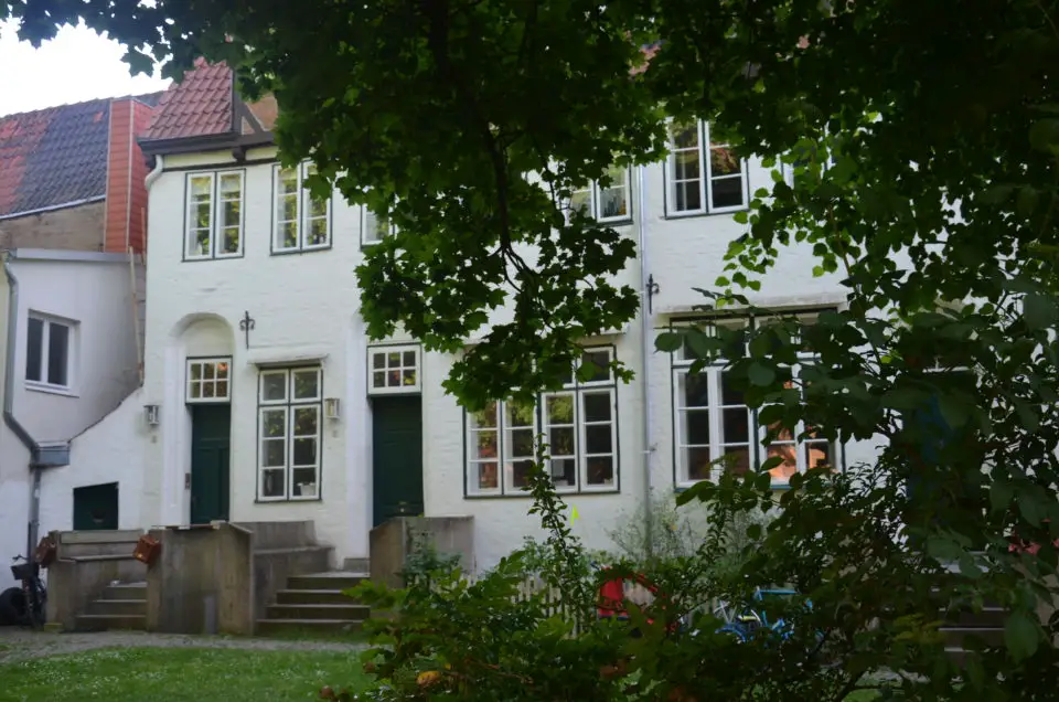 Einer der besten Lübeck Insider Tipps: die Lübeck Nosferatu Drehorte wie z. B. der Aegidienkirchhof.
