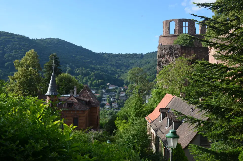 Bei meinen Heidelberg Tipps sollte ich dir nicht verschweigen, dass das Erklimmen des Heiligenberges nicht ganz unbeschwerlich ist.