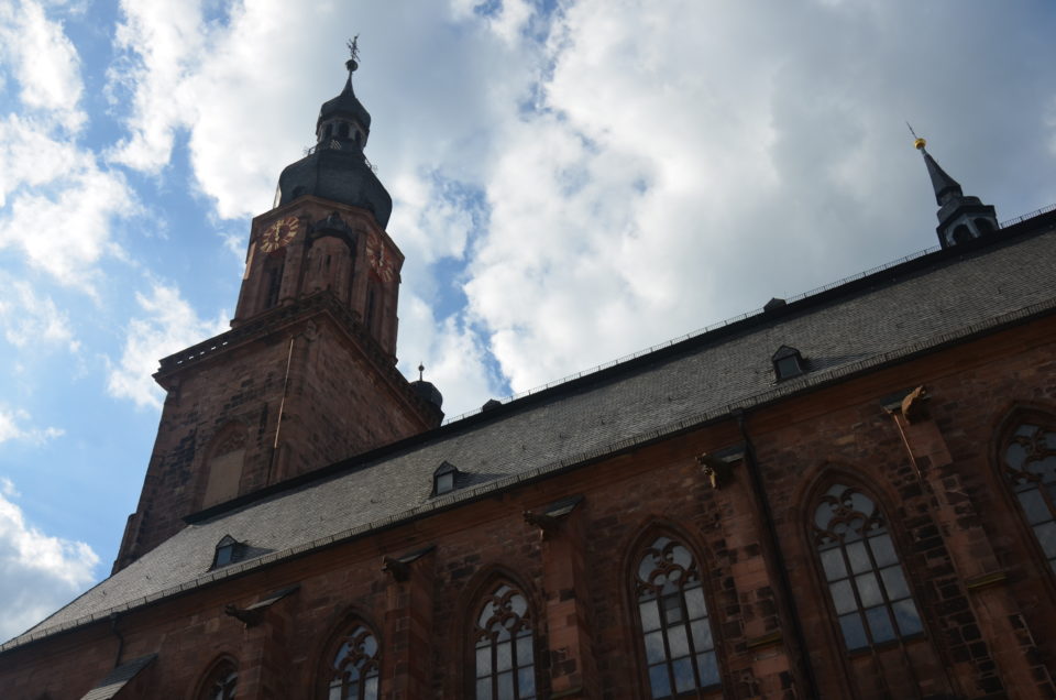 Auch sie solltest du bei deinem Heidelberg Sehenswürdigkeiten Rundgang ansteuern: die Heiliggeistkirche.