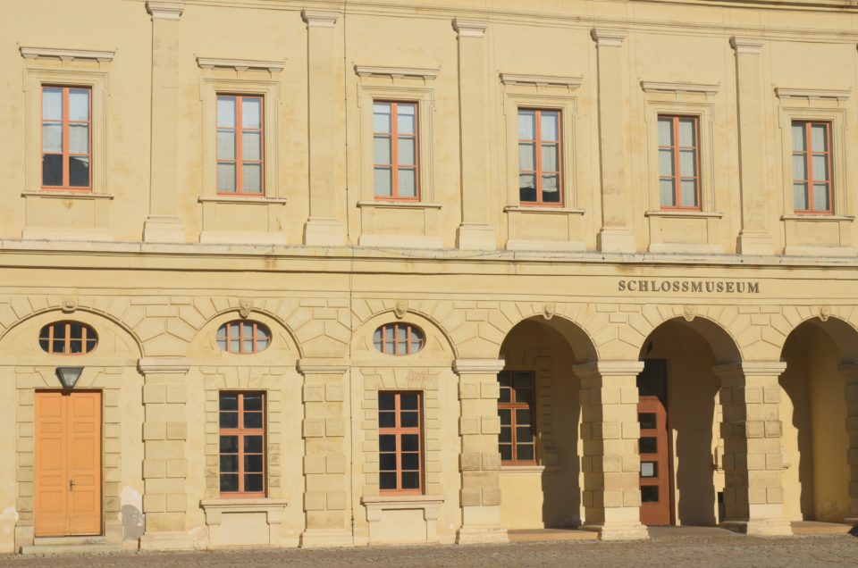 Beim Weimar Sehenswürdigkeiten Stadtrundgang ist auch das Stadtschloss eine wichtige Station, obwohl es bis Ende 2023 restauriert wird.