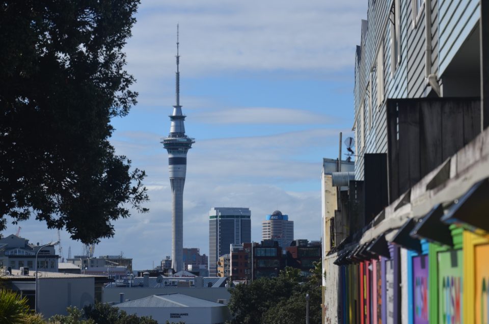 In meinen Auckland Tipps gebe ich dir Anregungen für günstige Unterkünfte rund um den Sky Tower.