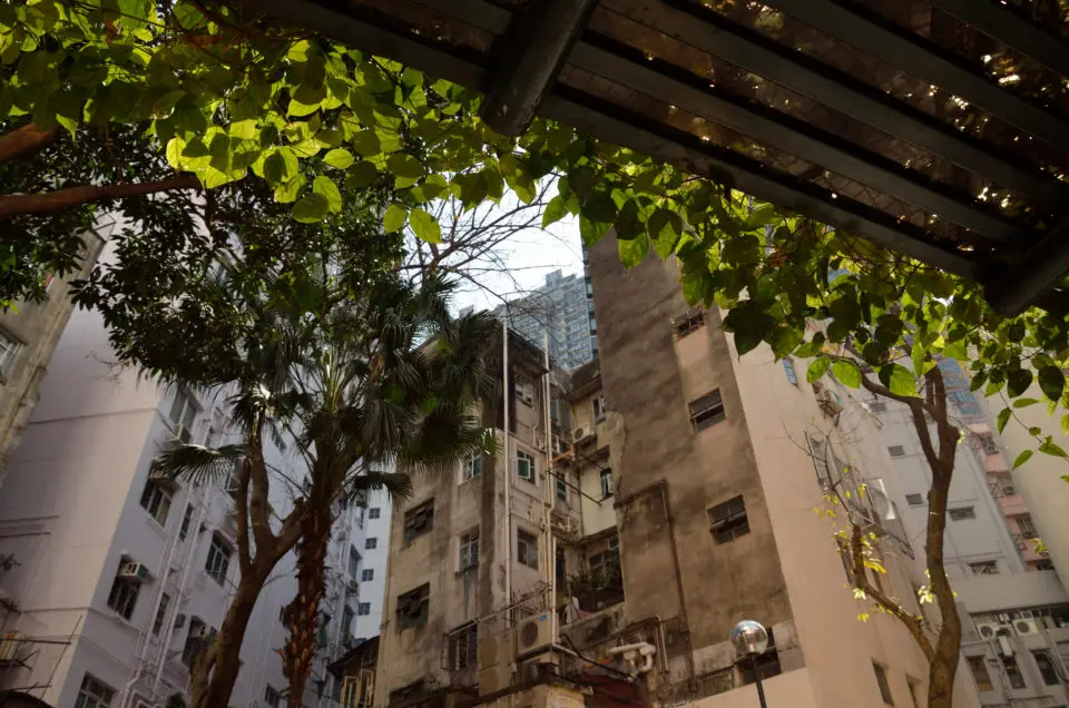 Ich nenne auch eine Hongkong Hotel Empfehlung für das Viertel Sheung Wan, das strategisch sehr praktisch auf Hong Kong Island liegt.