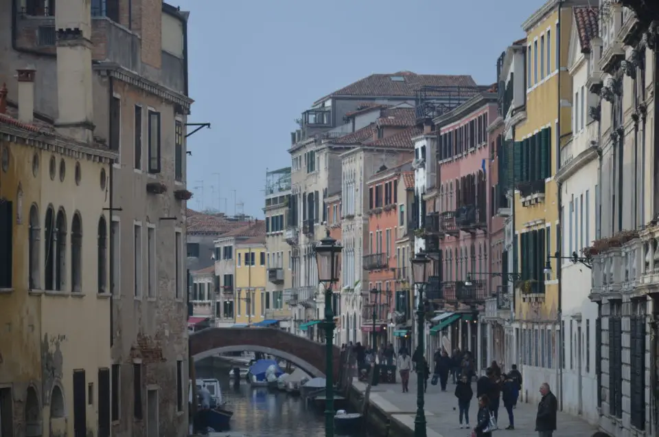In meinen Venedig Insider Tipps gebe ich dir auch Infos zu spannenden Orten in Cannaregio.