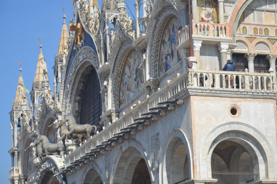 Unter den Venedig Sehenswürdigkeiten zählt der Markusdom zu den berühmtesten.