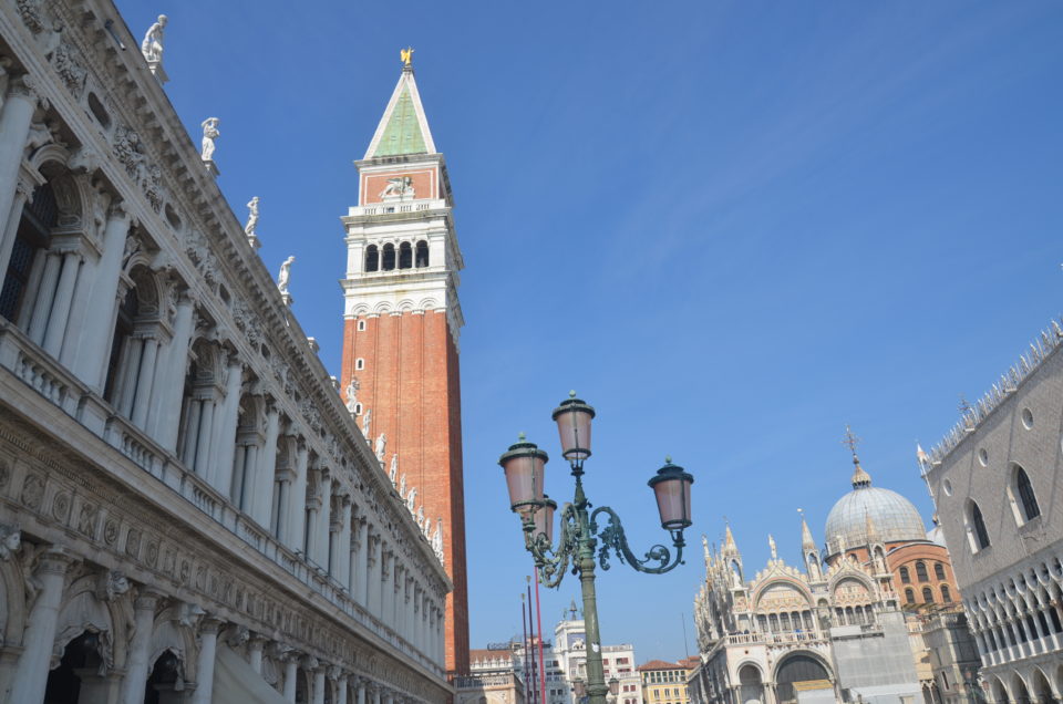 Eine Venedig Sehenswürdigkeiten Route kann besonders gut am Markusplatz starten.