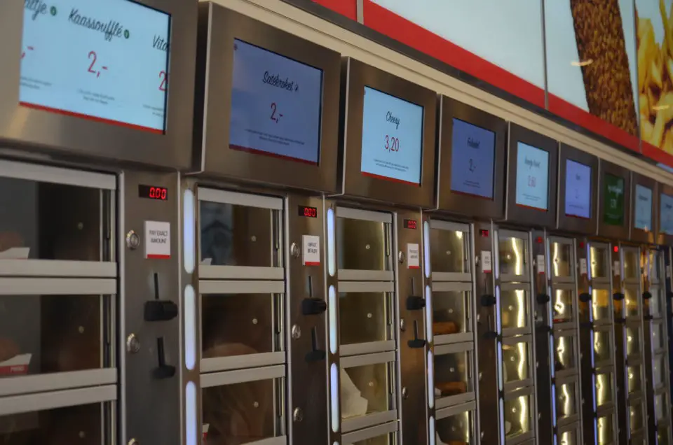 Zu den Amsterdam Geheimtipps kann man auch die Essensautomaten von Febo zählen.