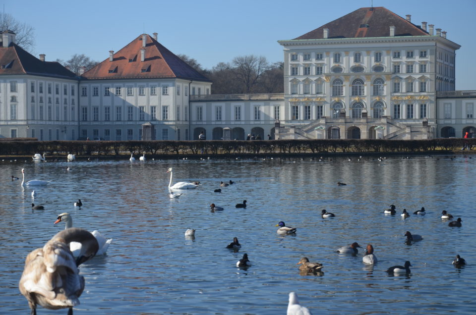 Zu den München Insider Tipps zählt der von Touristen oft links liegengelassene Park des Schloss Nymphenburg.