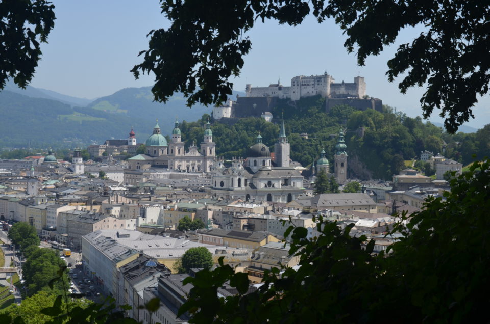 Mein Favorit unter den Salzburg Insider Tipps ist dieser Blick vom Mönchsberg.