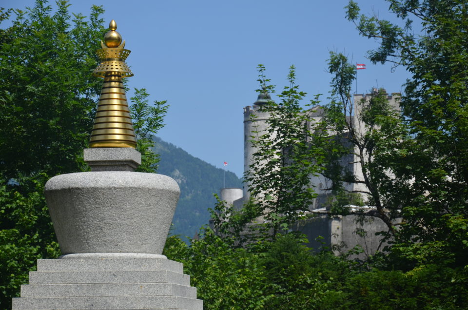 Bei den Salzburg Geheimtipps muss auch die Stupa auf dem Mönchsberg genannt werden.