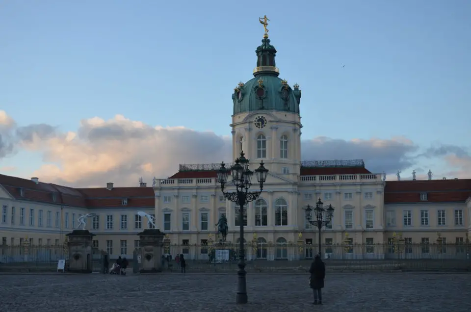 Hoteltipps für Berlin wären unvollständig ohne Hinweise zu Unterkünften rund um das Schloss Charlottenburg.