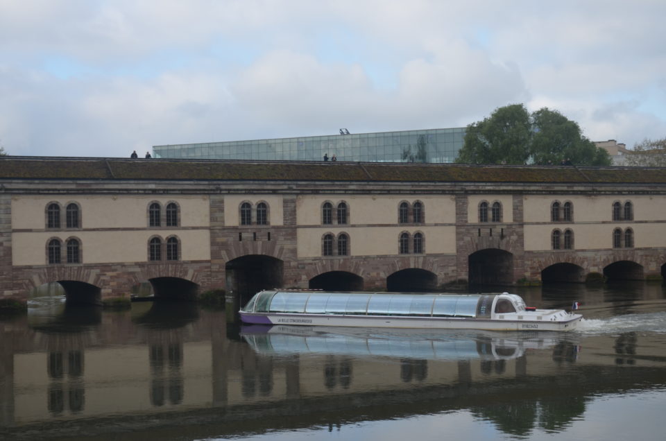 Zu den Straßburg Sehenswürdigkeiten mit Aussichtsplattform zählt die Barrage Vauban.