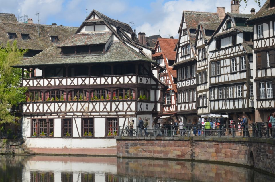 Zu den Straßburg Sehenswürdigkeiten zählt auch die Maison des Tanneurs am Place Benjamin Zix.