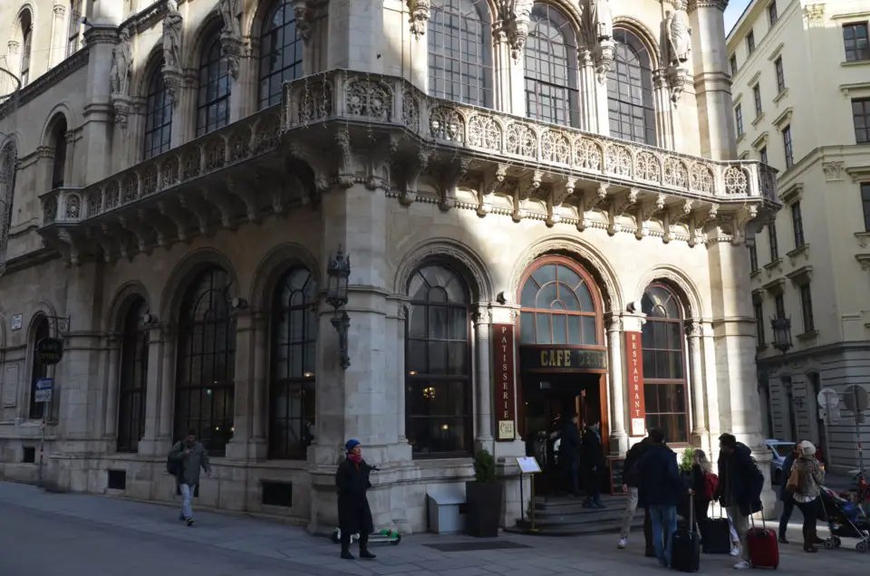Sicherlich keiner der Wien Insider Tipps ist das berühmte Café Central.