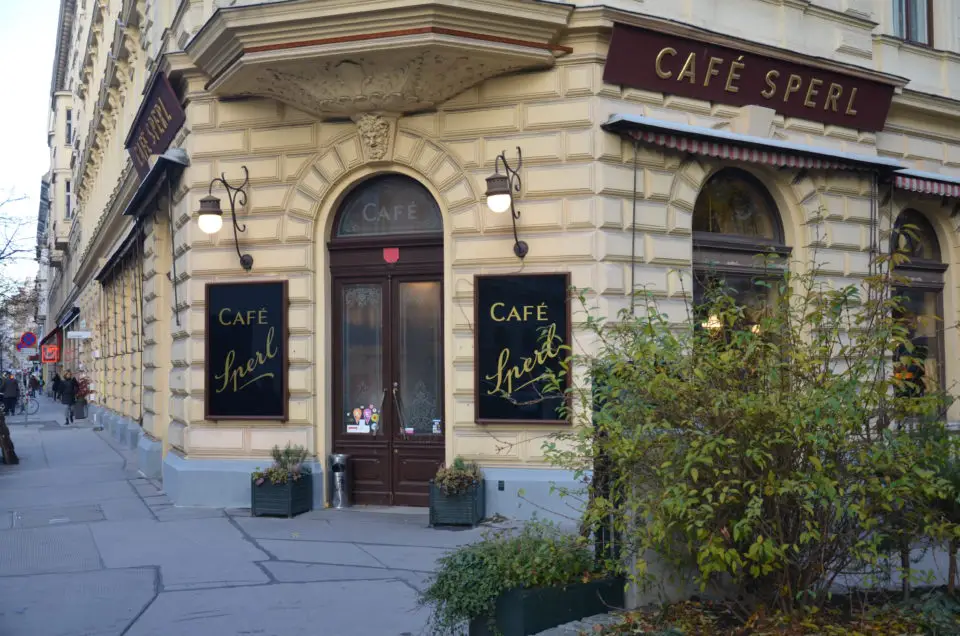 Unter den Wien Insider Tipps darf das Café Sperl nicht gänzlich ungenannt bleiben.