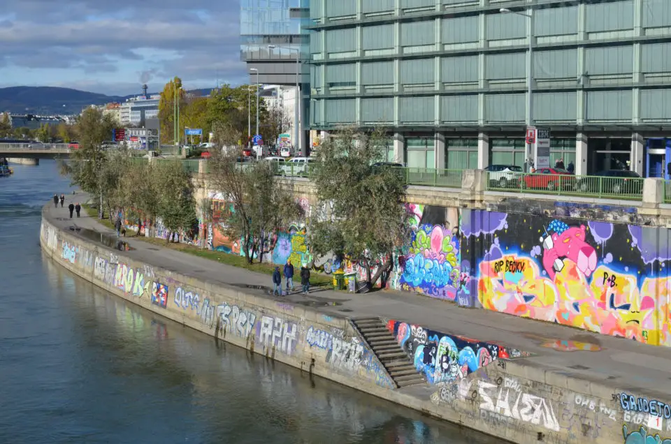 Die Street Art macht den Donaukanal zu einem der Wien Insider Tipps.
