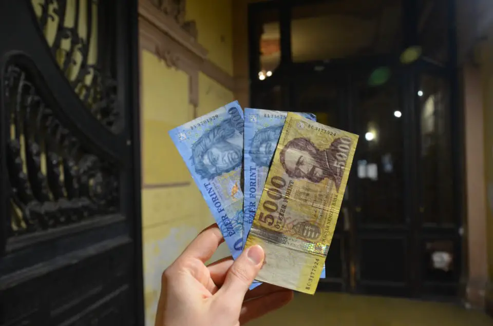 Zu Budapest Reisetipps und Tricks gehören auch Hinweise zum Geldumtausch und damit zu Reisekreditkarten.