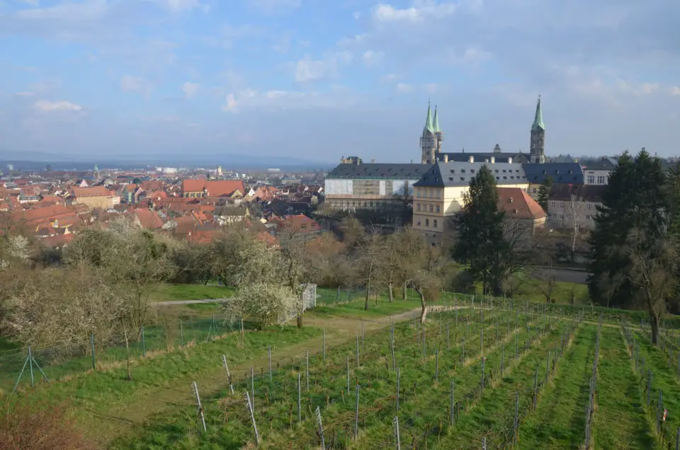 Zu meinen Bamberg Tipps zählt unbedingt auch der Ausblick vom Michelsberg.