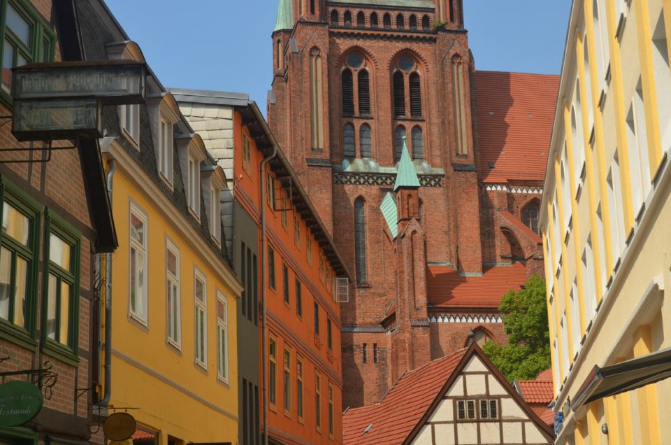 Schwerin Reisetipps sollten auch Hinweise zu guten Unterkünften in der Altstadt beinhalten.