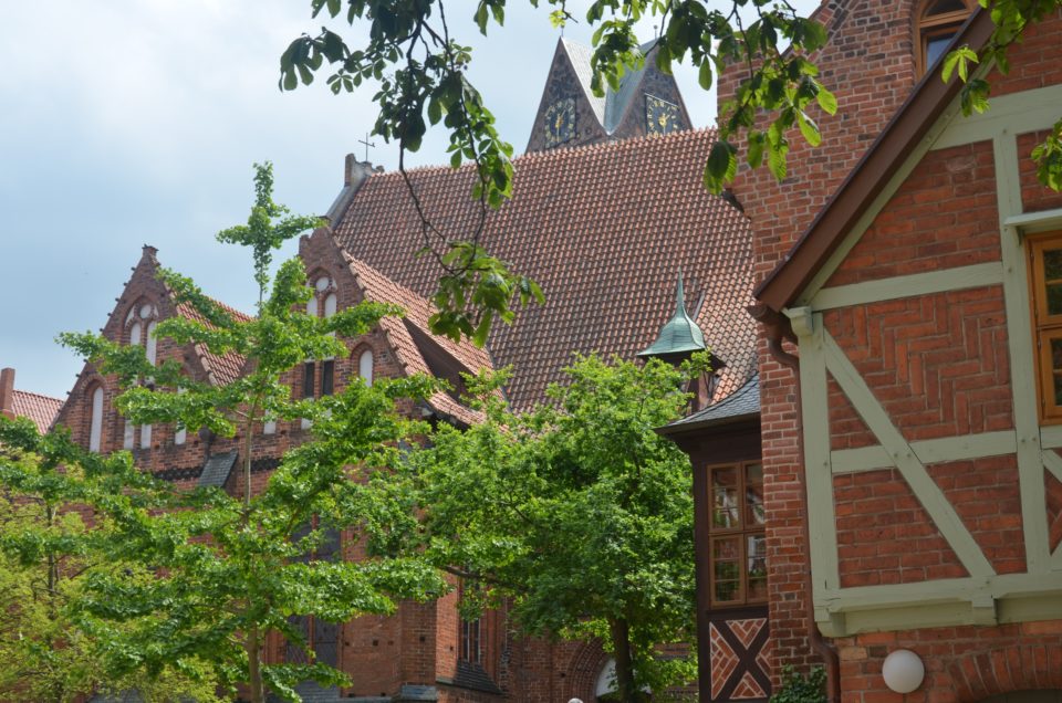 Eine der Wismar Sehenswürdigkeiten ist die Heiligen-Geist-Kirche.
