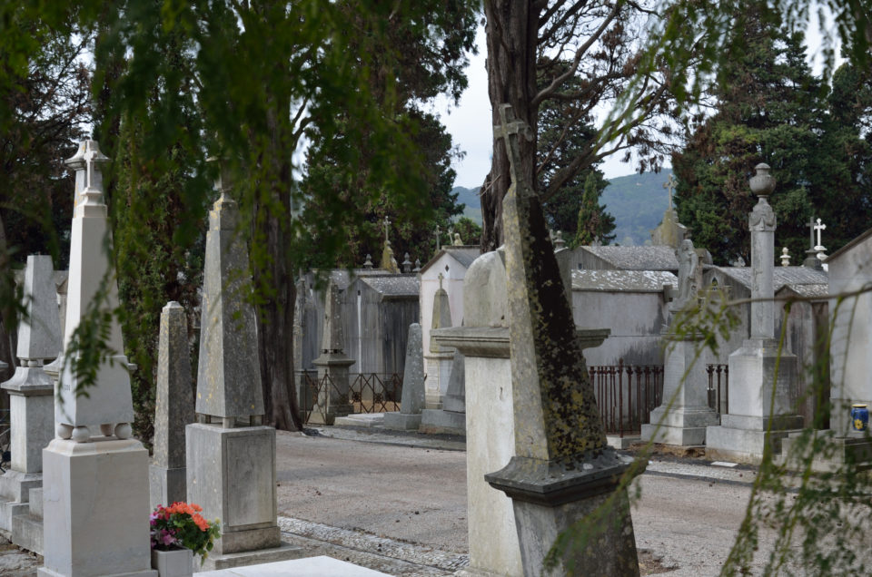 Für eine Nennung unter Lissabon Insider Tipps ist der Cemiterio dos Prazeres zu bekannt.