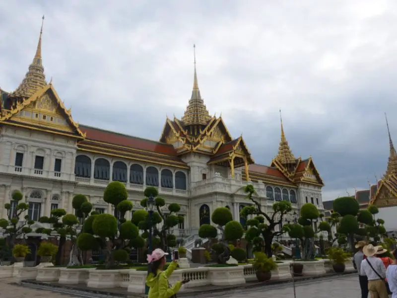 In Bangkok Hotel Tipps nenne ich dir die besten Viertel zum Übernachten in Bangkok rund um den Königspalast.