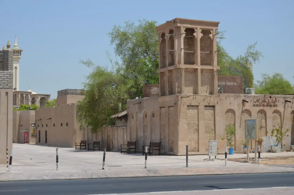 Unter Dubai Insider Tipps ist das historische Viertel Al Fahidi zu nennen.