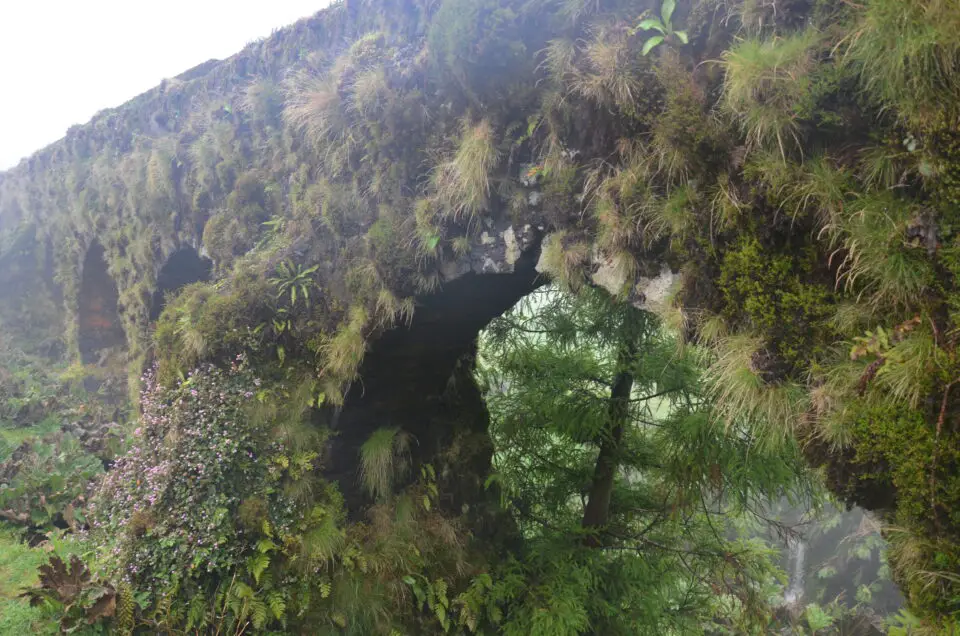 Unter Sao Miguel Insider Tipps kann auch das Aqueduto do Carvão genannt werden.