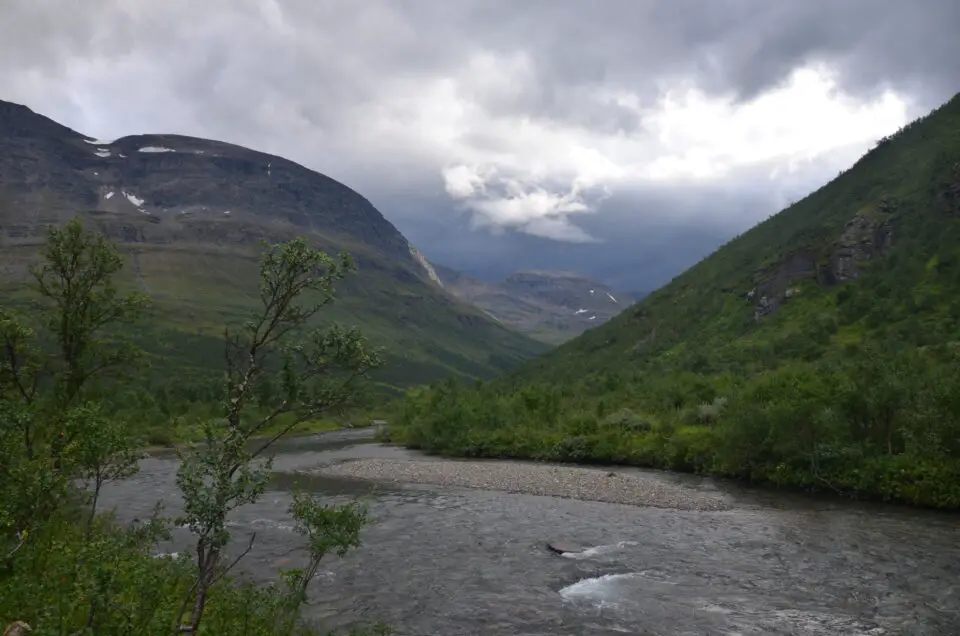 In meinen Norwegen Geheimtipps nenne ich Angebote für geführte Touren in die schöne Landschaft.