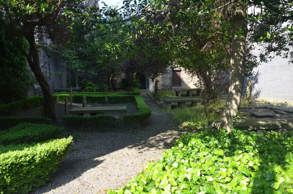 Dublin mal anders: der Huguenot Cemetery.