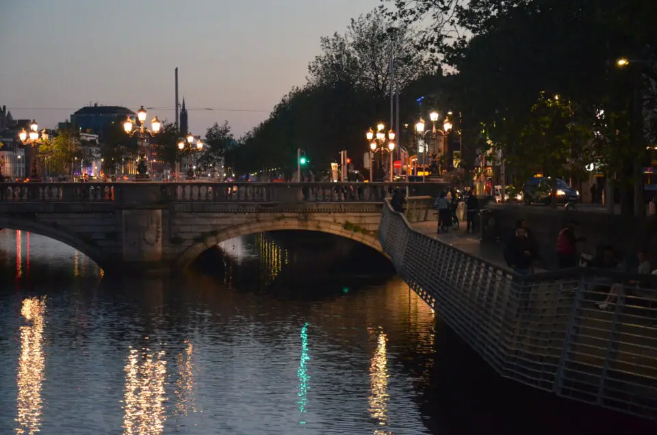 Dublin Hotel Tipps wären ohne Infos zum Viertel Temple Bar am Liffey unvollständig.