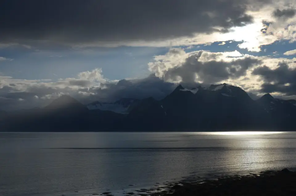 Unter Insidertipps für Norwegen sind die Lyngenalpen zu nennen.