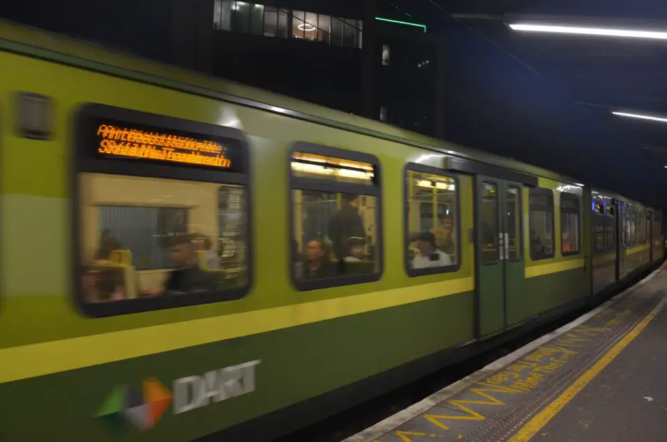 Einige Dublin Sehenswürdigkeiten sind besser per Metro zu erreichen.