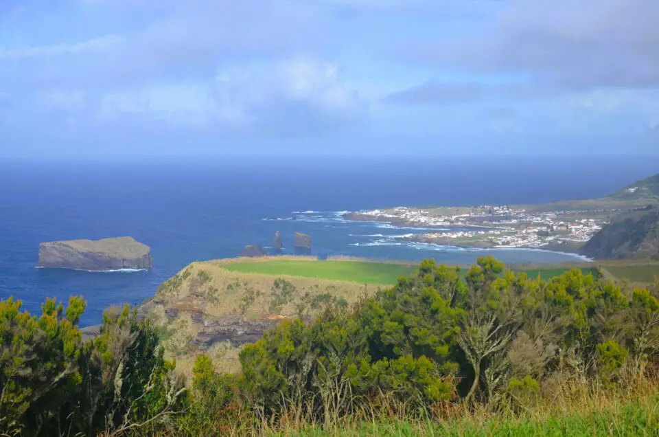 Zu den Sao Miguel Sehenswürdigkeiten gehört Mosteiros.