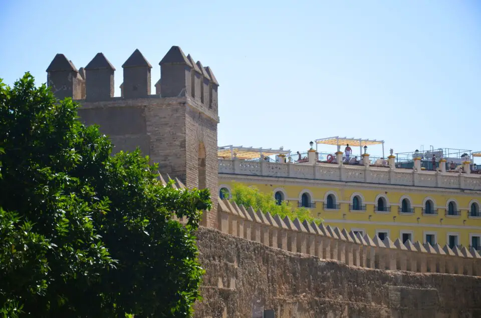 Zu den Sevilla Geheimtipps gehört die Muralla de la Macarena.