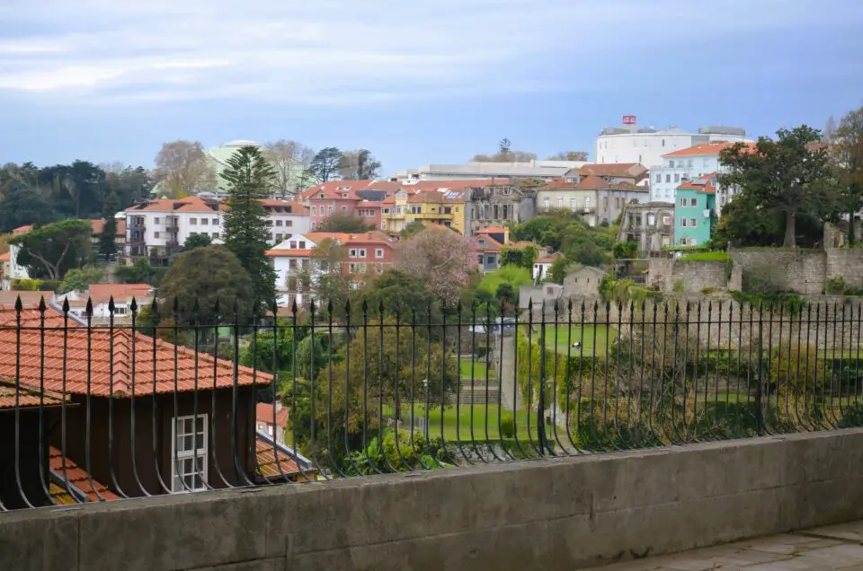 Zu Porto Insider Tipps zählen Passeio das Virtudes und Parque das Virtudes.