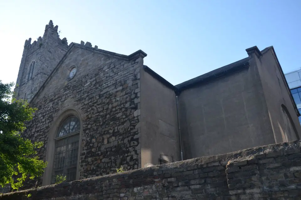 Unter Dublin Geheimtipps ist die St. Michan’s Church zu nennen.