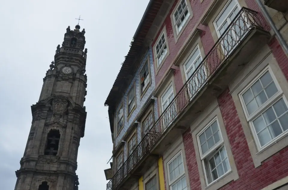 Bei Porto Sehenswürdigkeiten muss der Torre dos Clérigos genannt werden.