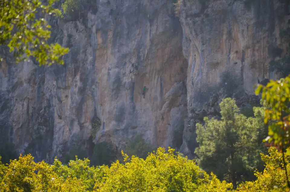 Bei Antalya Geheimtipps dürfen die Klettersektoren in Geyikbayırı nicht fehlen.