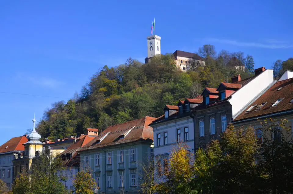 Bei Ljubljana Insider Tipps sollten die Aussichten vom Hang der Burg nicht fehlen.